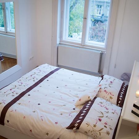 Jokai Ter Apartment Budapest Luaran gambar