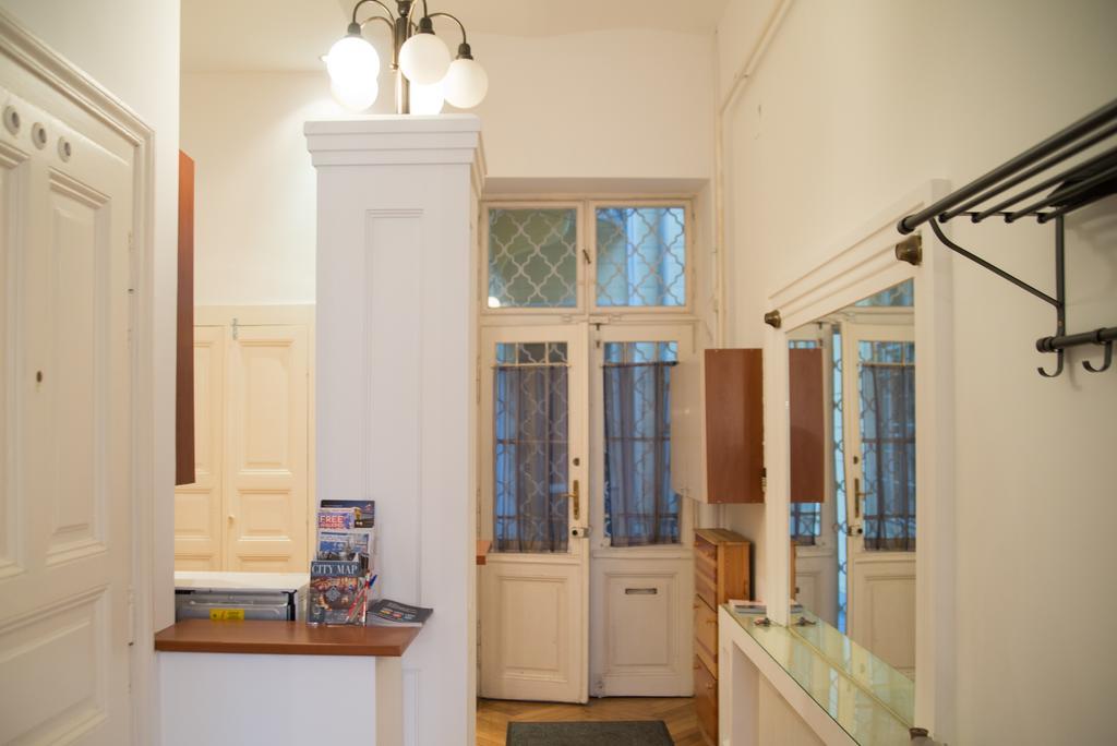 Jokai Ter Apartment Budapest Luaran gambar