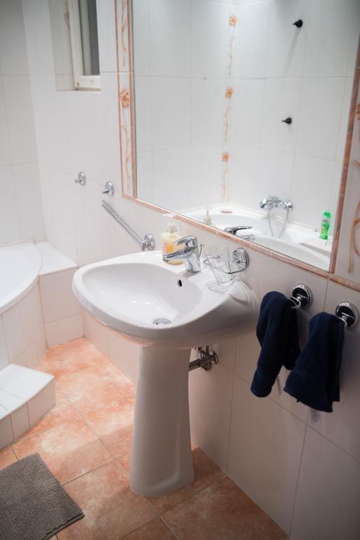 Jokai Ter Apartment Budapest Luaran gambar
