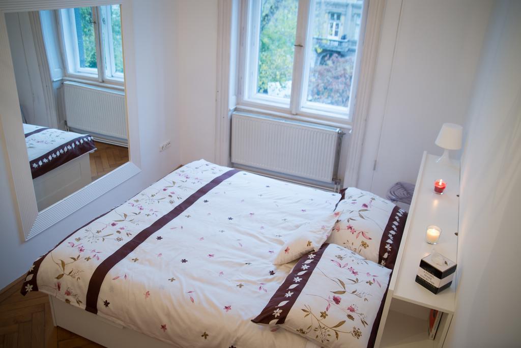 Jokai Ter Apartment Budapest Luaran gambar